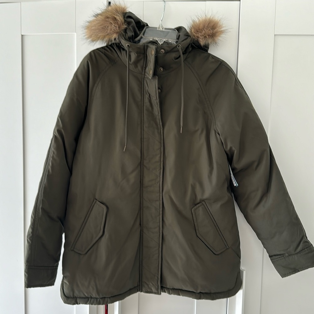 NWT Old Navy faux fur army green coat